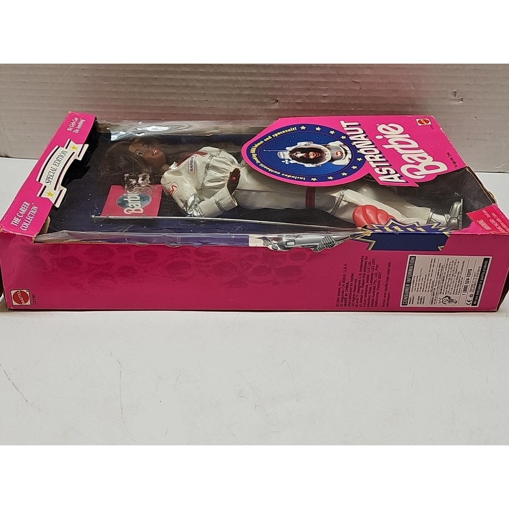 VINTAGE 1994 AFRICAN AMERICAN ASTRONAUT BARBIE - IN BOX - CAREER COLLECTION - Picture 3 of 7